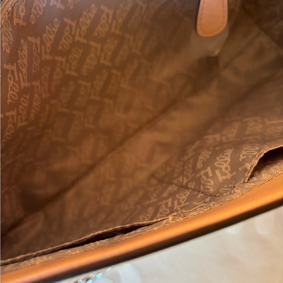 Cream Shoulder Bag - Picture 5 of 6